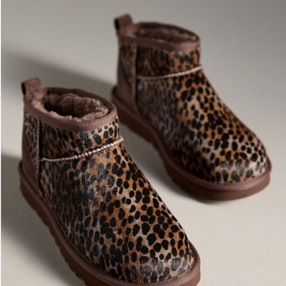 NIB Ugg cheetah  Print Ankle ultra mini Caspian Boots 6